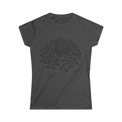 Chrysanthemum Bloom Women's Graphic Tee